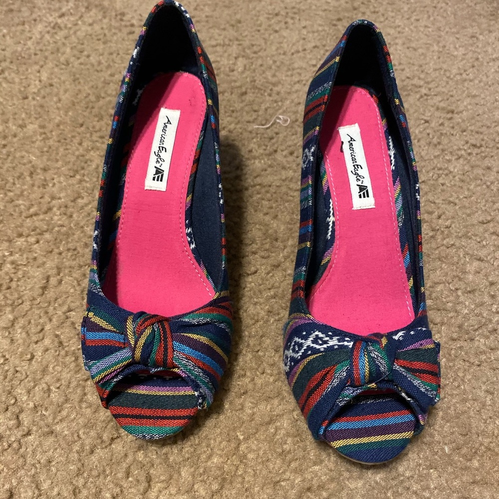 American Eagle shoes new .
